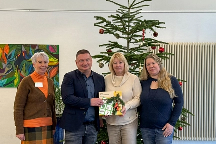 Spendenübergabe_ASO_1.jpg Spendenübergabe_ASO_1.jpg © Abfall-Service Osterholz