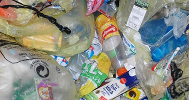 Gelber Sack, Plastikabfälle, Dosen,